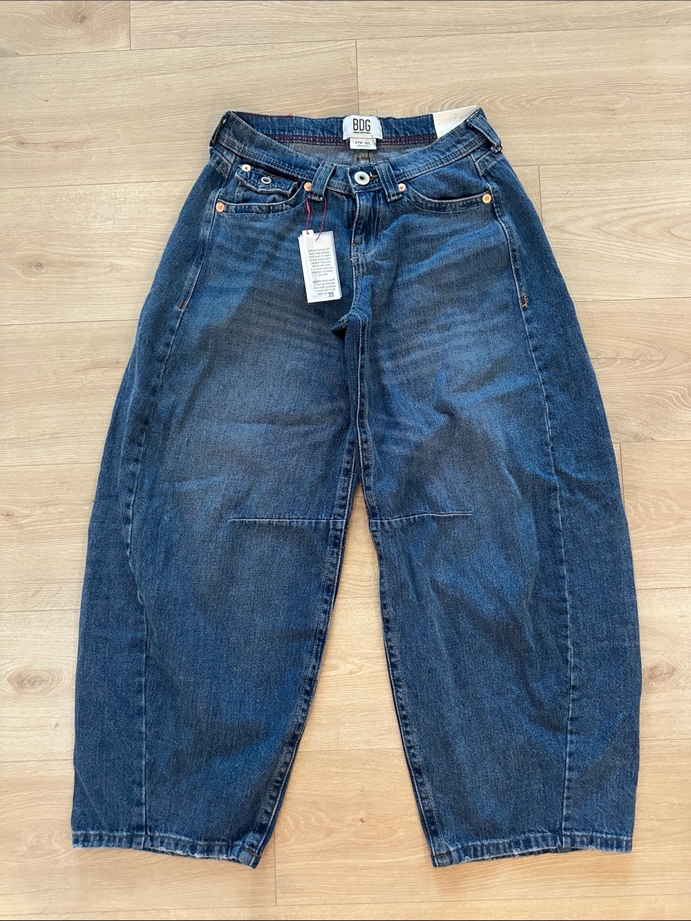 NWT BDG Urban Outfitters Kayla Cocoon Jean - Picture 5 of 7